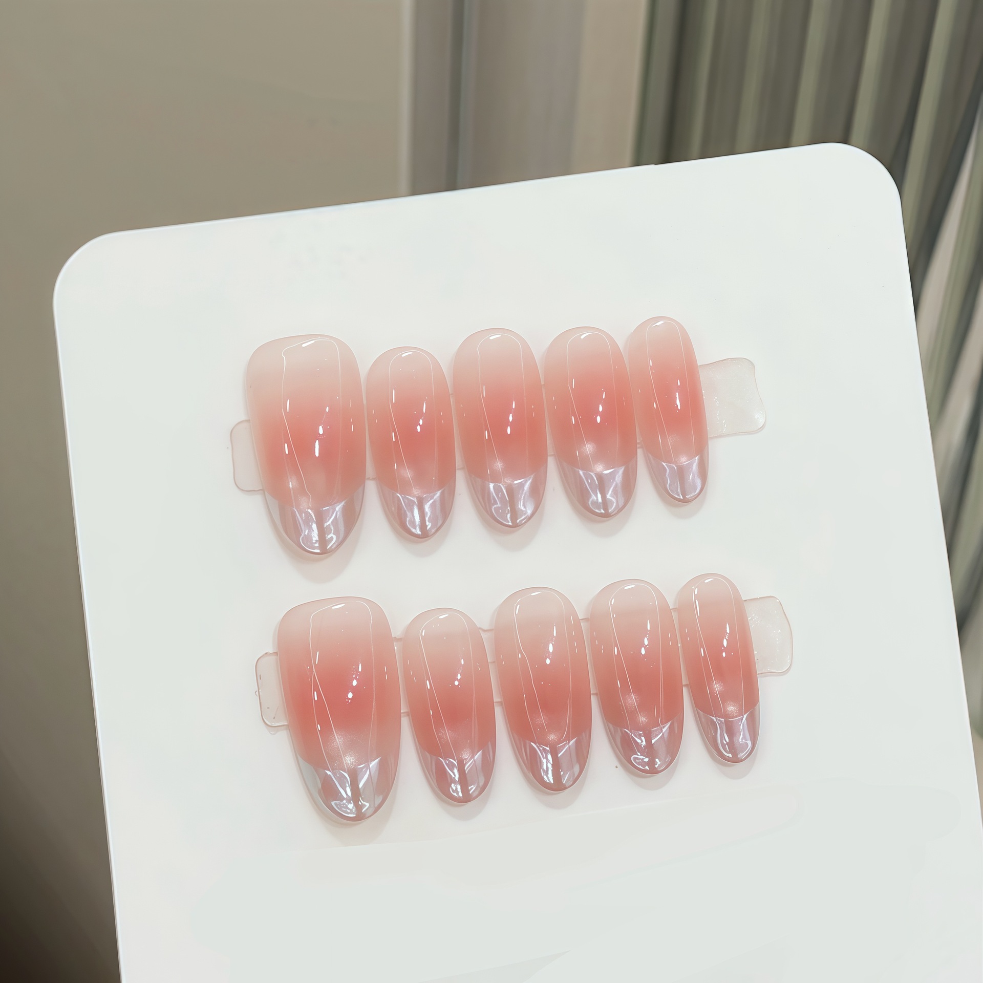 Nail Art Emerald - 10pcs Pure Hand Pressed Oval Nails