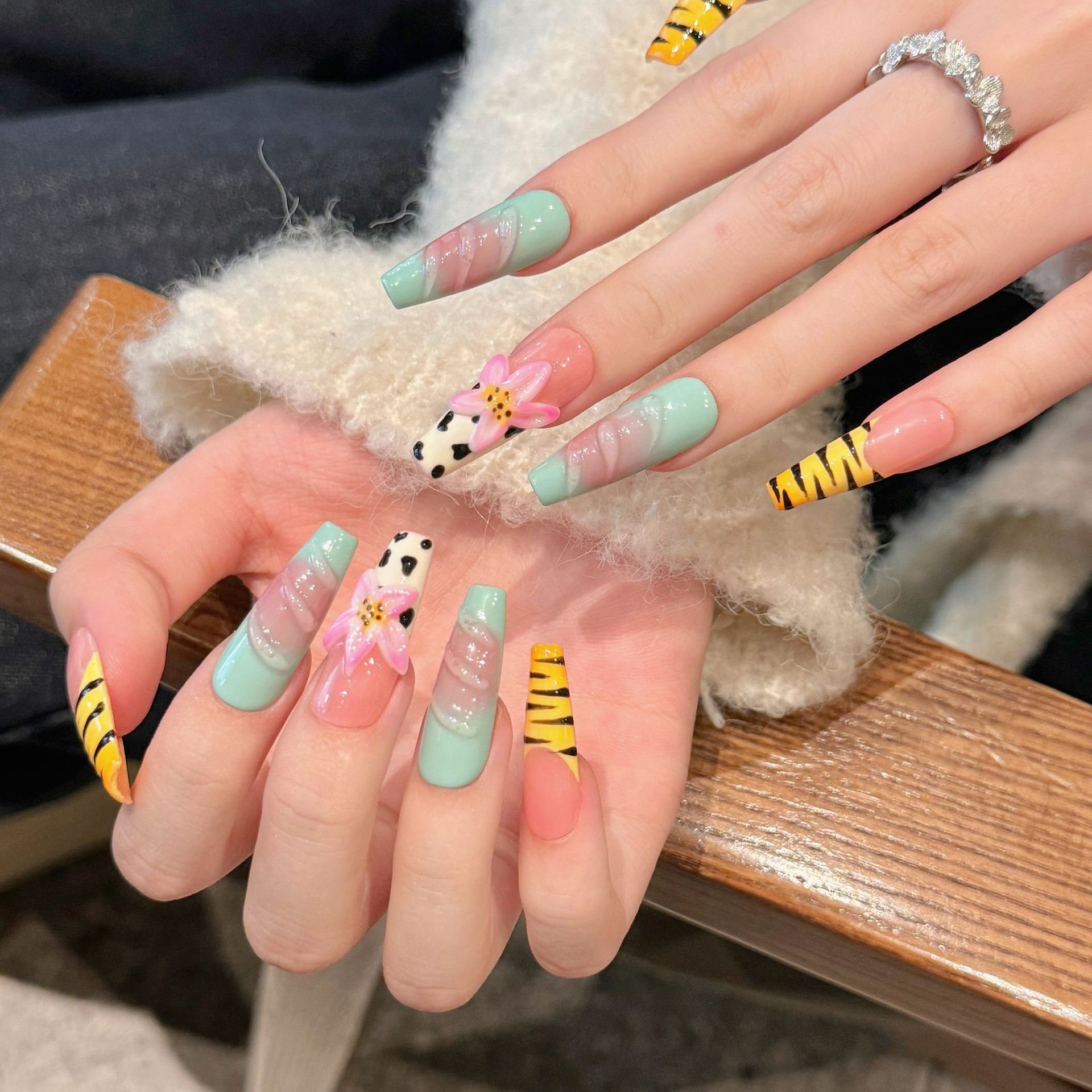 10pcs Pure Hand Pressed Coffin - Nail Art Emerald incelemesi ve fiyatı