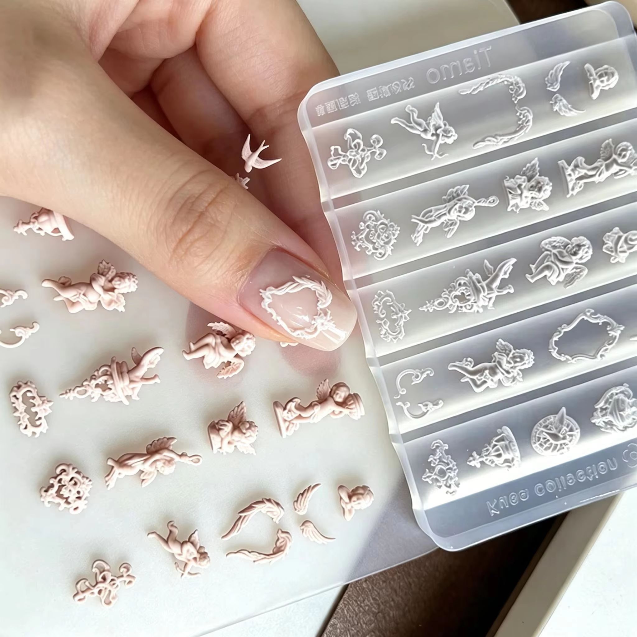 1pcs 3D Vintage Cupid & Floral - Nail Art Vintage incelemesi ve fiyatı