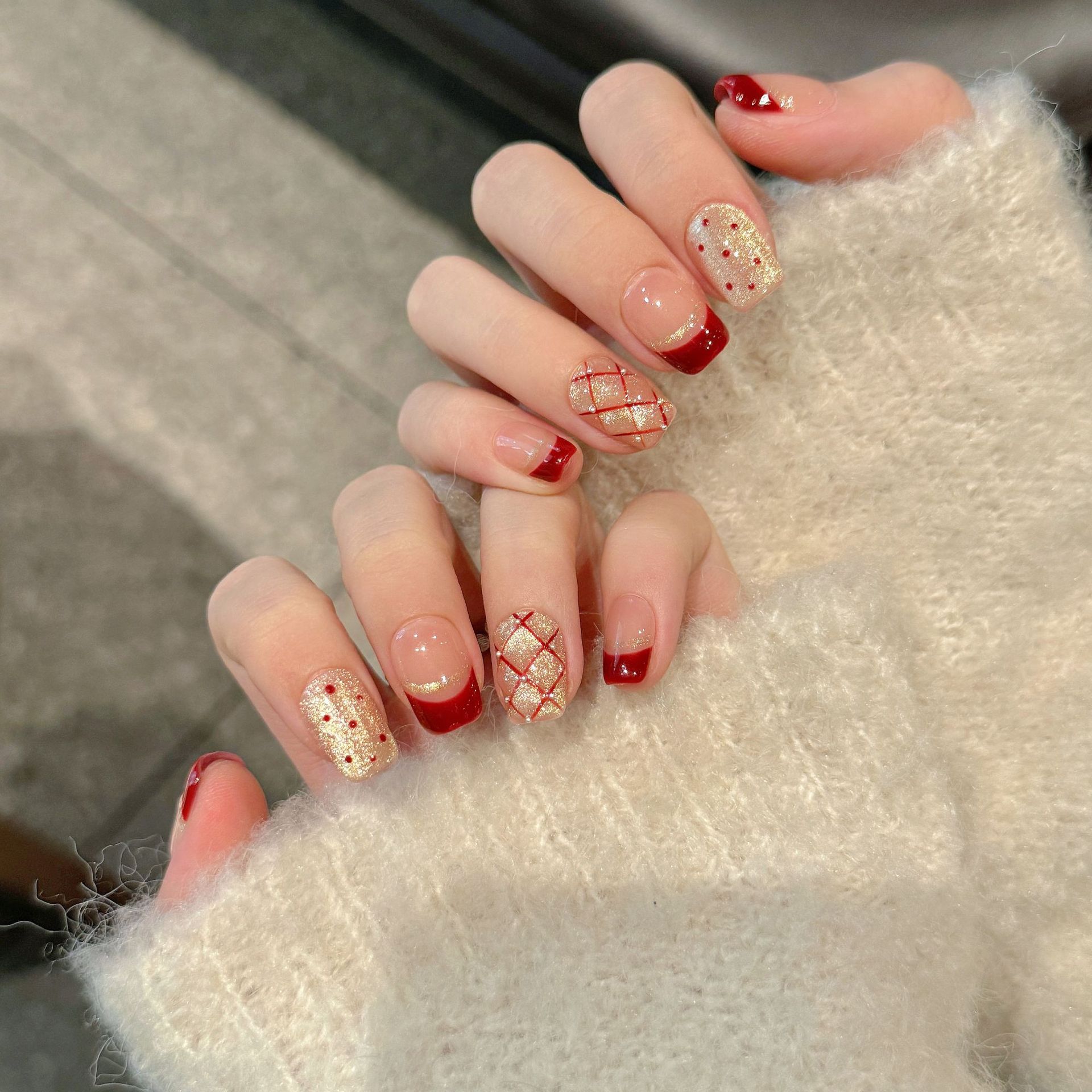 10pcs Pure Hand Pressed Coffin - Nail Art Red incelemesi ve fiyatı